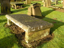 Lapraik's tombstone